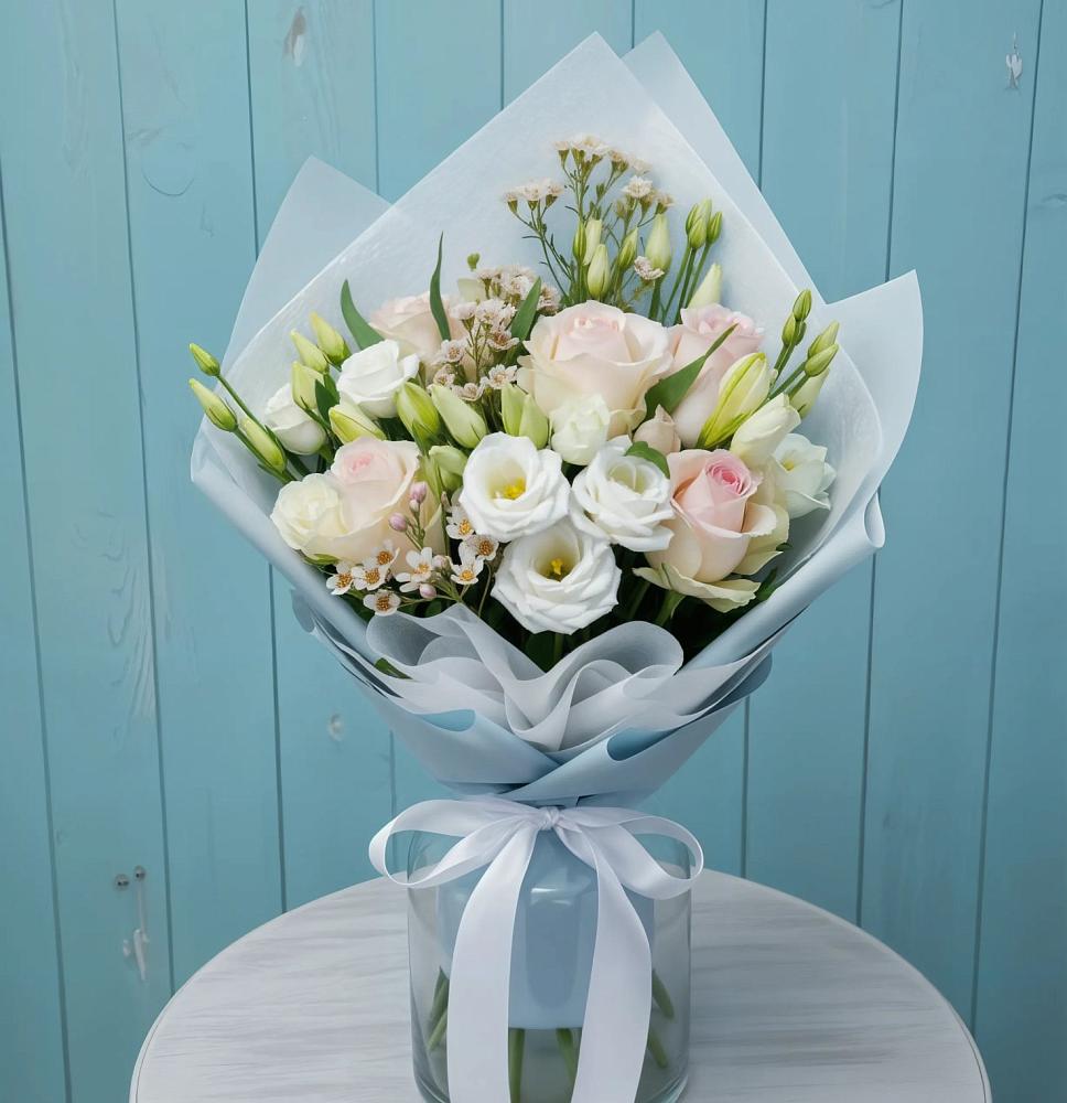 Букет цветов из: Розы и Лизиантусы в Грушевском