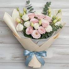 Букет цветов из:  Лизиантусы в Грушевском