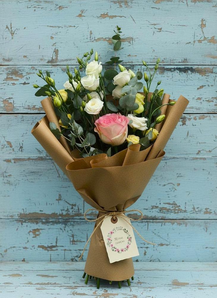 Букет цветов из: Розы и Лизиантусы в Грушевском