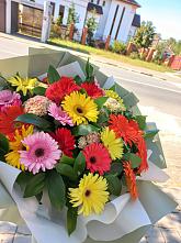 Букет цветов из:  Герберы #REPLACE_PRED# Грушевском