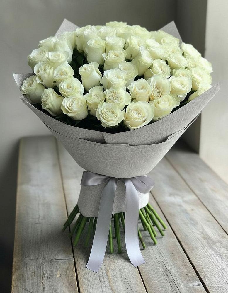 Букет 35 Белых роз в Грушевском