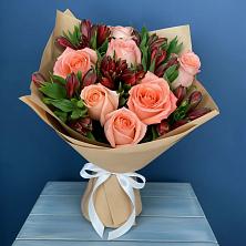Букет цветов из:  Розы и Альстромерии в Грушевском
