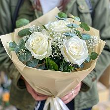 Букет цветов из:  Розы в Грушевском