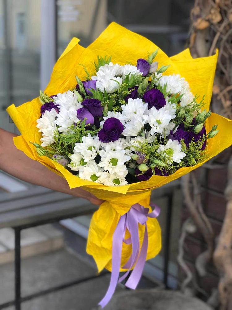 Букет цветов из: Ирисы, Хризантемы и Ромашки в Грушевском