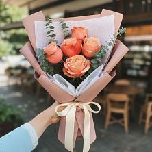 Букет цветов из:  Розы в Грушевском