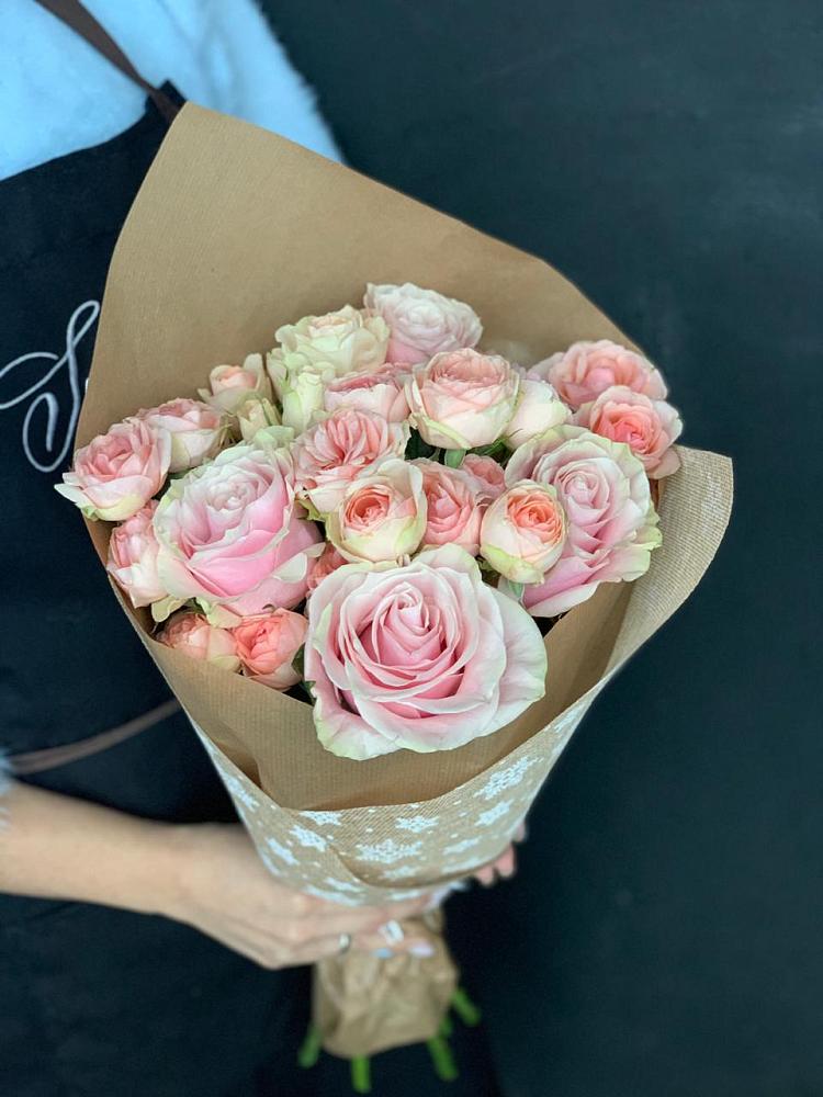 Букет цветов из: Хризантемы и Розы в Грушевском