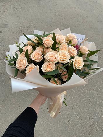 Букет Кремовые розы Латте в Грушевском