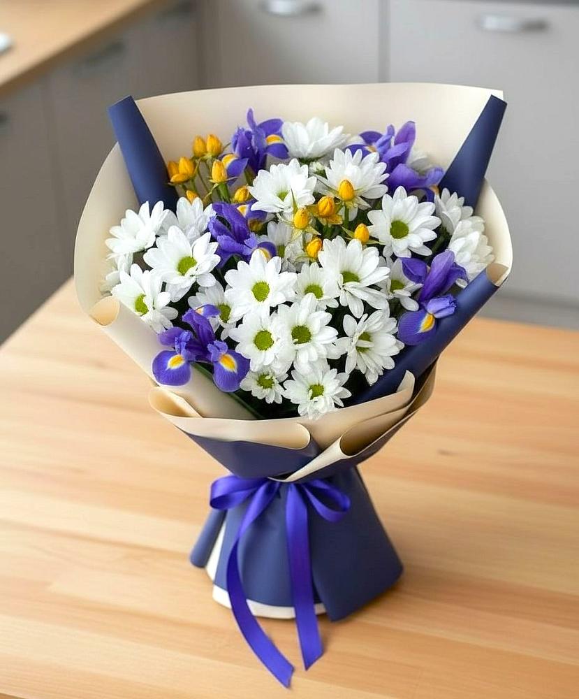 Букет цветов из: Розы, Ирисы и Хризантемы в Грушевском