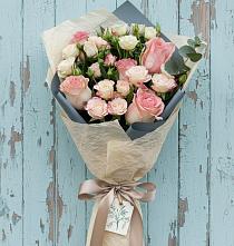 Букет цветов из:  Розы #REPLACE_PRED# Грушевском