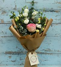 Букет цветов из:  Розы и Лизиантусы в Грушевском