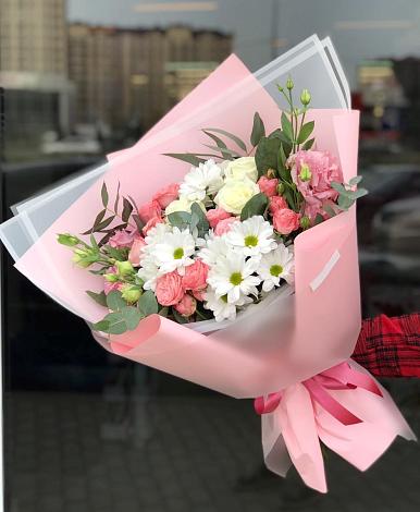 Букет цветов из: Розы, Лизиантусы и Хризантемы в Грушевском