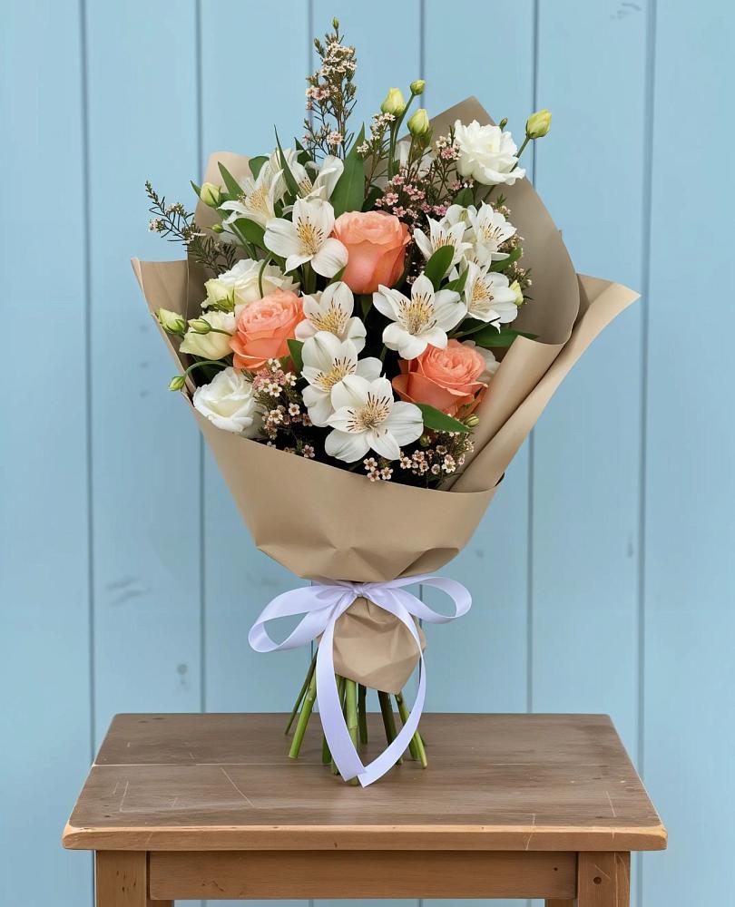 Букет цветов из: Альстромерии, Лизиантусы, Розы и Хризантемы в Грушевском