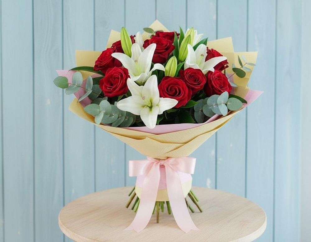 Букет цветов из: Лилии и Розы в Грушевском